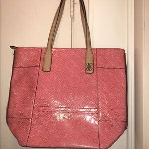 Guess tote